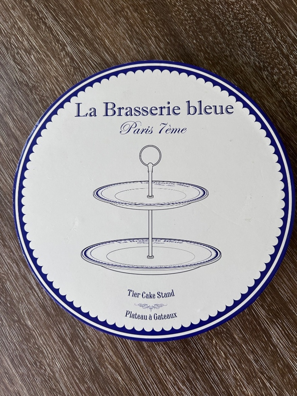 NEW IN BOX Kiss That Frog La Brasserie Bleue Tier Cake Stand - Picture 1 of 3